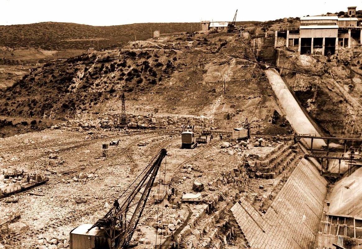 047- Algerie- Barrage du Ghrib.jpg